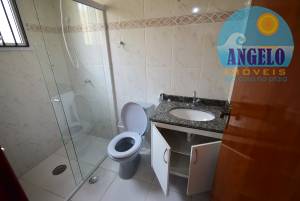 Casa com piscina á venda no bairro Stella Maris em Peruíbe