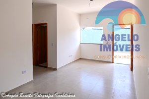 Apartamento á venda no bairro Belmira Novaes em Peruíbe
