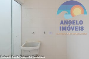 Apartamento á venda no bairro Belmira Novaes em Peruíbe