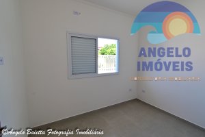 Apartamento á venda no bairro Belmira Novaes em Peruíbe