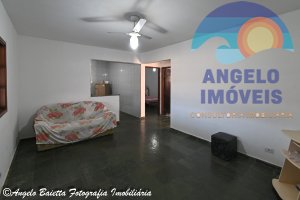 Casa á venda no bairro Pampas em Peruíbe