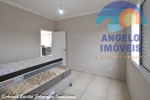 Casa á venda no condomínio Bougainvillée IV em Peruíbe