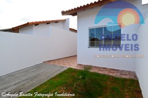 Casa á venda no bairro São Joao Batista em Peruíbe