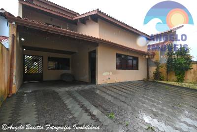 Casa em Peruíbe para venda