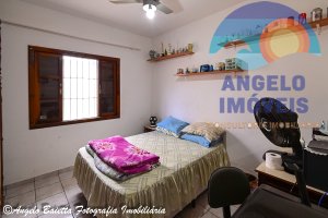 Casa á venda no bairro Tres Marias em Peruíbe