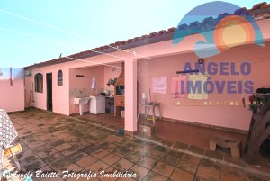 Casa á venda no bairro Imperador em Peruíbe