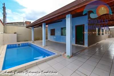 Casa em Peruíbe para venda