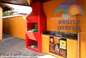 Casa á venda no bairro Arpoador em Peruíbe