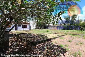 Casa a 500 metros da praia no bairro Oásis em Peruíbe