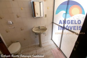 Casa á venda no bairro Turistico em Peruíbe