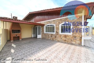 Casa térrea, 3 dormitórios á venda no bairro Florida em Peruíbe