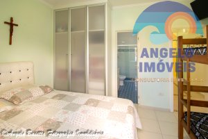 Sobrado triplex, 6 dormitórios, á venda no condomínio Bogainvillée I em Peruíbe