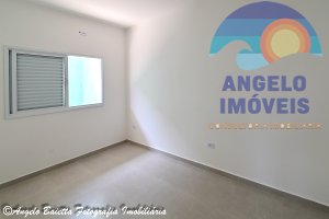 Apartamento á venda no bairro Belmira Novaes em Peruíbe
