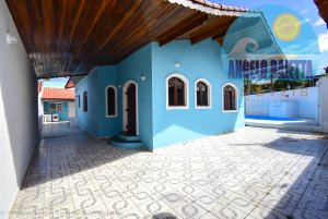 Casa terrea em 2 lotes, 3 dormitorios, Oásis, á 200 metros da praia
