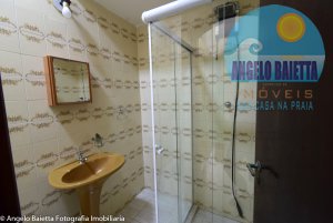 Casa terrea em 2 lotes, 3 dormitorios, Oásis, á 200 metros da praia