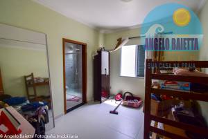 Casa á venda no bairro Josedy em Peruíbe