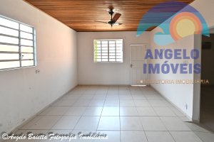 Imóvel comercial para locação no bairro Centro em Peruibe