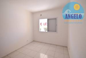 Casa para locação de temporada no bairro Casablanca em Peruíbe, á 400 metros da praia