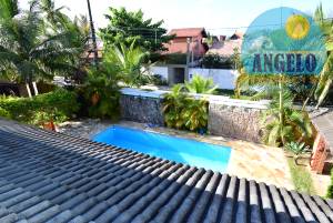 Casa para venda no bairro Turistico em Peruibe, até 200 metros da praia