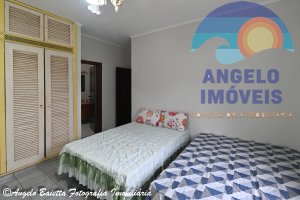 Casa para locação de temporada no bairro Stella Maris em Peruíbe