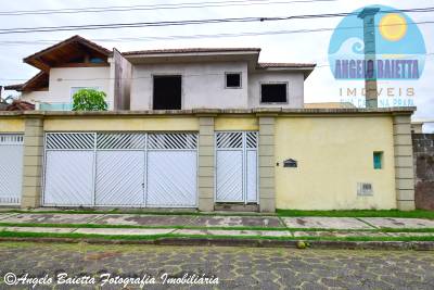 Casa em Peruíbe para venda