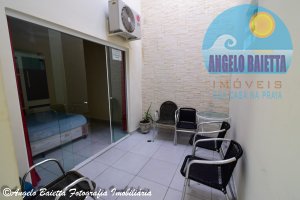 Casa para venda no bairro Jardim Peruíbe em Peruíbe