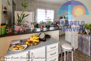 Casa á venda no bairro Florida em Peruíbe