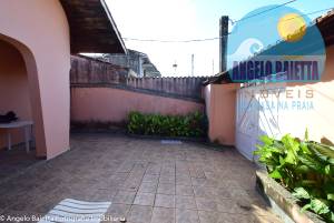 Casa á venda no bairro Oásis em Peruíbe