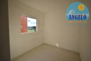 Apartamento para venda ou locação no bairro Cidade Nova Perube em Peruíbe, á 1200 metros da praia