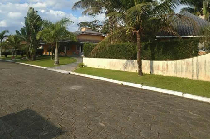 imoveis no condominio bougainville peruibe